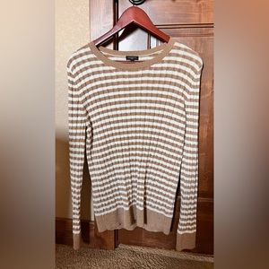 Like new gold/white shimmer holiday sweater